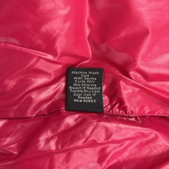 Coatology Goose Down Puffer Vest L Magenta Contrast Packable Gorpcore Travel - Picture 12 of 15